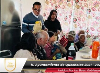 En Quecholac celebran la navidad con los adultos mayores en la Estancia de día.