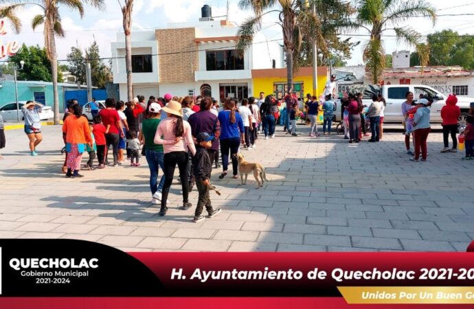 Festejan a todas las Mamás de Quecholac