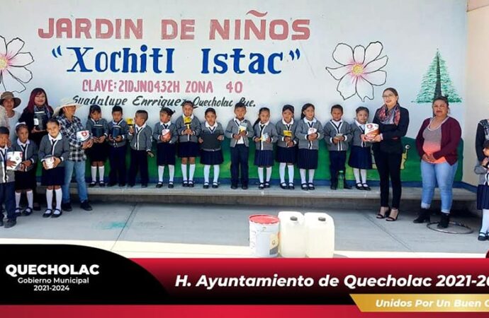 Entregan Apoyo de Pintura a Escuela de Guadalupe Enríquez