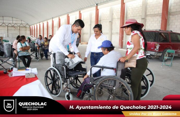 Entregan 50 sillas de Ruedas en Quecholac