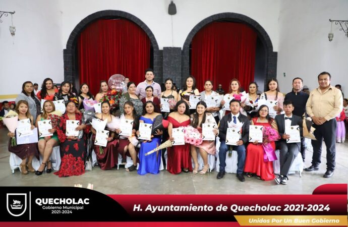 Celebran Graduación del curso de Enfermería de CECADE en Quecholac