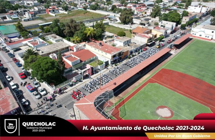 Celebran el Desfile por CCXIII Aniversario