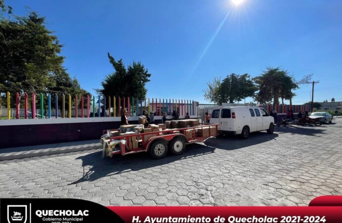 Entregan Desayunos Fríos en a escuelas de Quecholac.