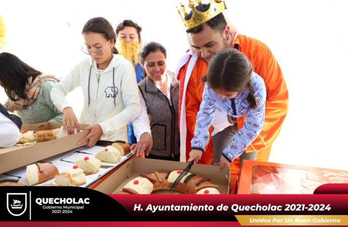 Parten Rosca de Reyes en UBR del Municipio de Quecholac