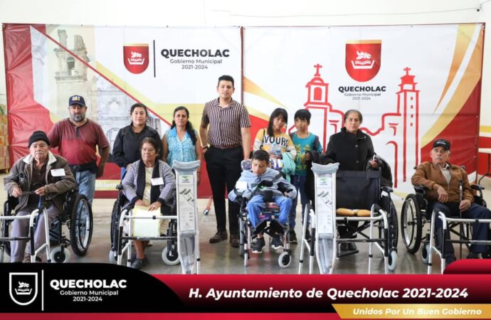 En Quecholac hacen entrega de aparatos ortopédicos, a través de DIF Municipal