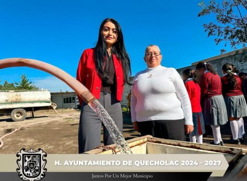 En San simón de Bravo ya es un hecho, habrá agua para Estudiantes del Bachillerato.