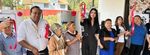 Entregan de apoyos funcionales en las instalaciones del Cuartel Municipal.