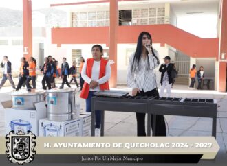 Entregan equipo para el Comedor de la Secundaria Emiliano Zapata.