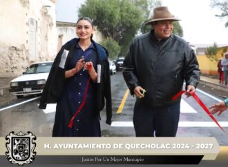 Entregan Nueva carretera de San Bartolomé Coscomaya a Guadalupe Enríquez.