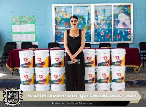 Realizan entrega de pintura en la escuela Cuauhtémoc de San José Tuzuapan.