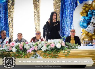 Acuden a la graduación de la Escuela Primaria Maestro Raúl Isidro Burgos