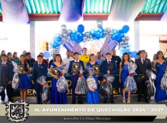 Acuden a la Graduación de la Escuela América Latina en Quecholac