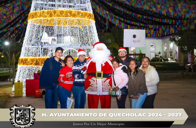 Realizan encendido del Árbol navideño en Santa Catarina Villanueva