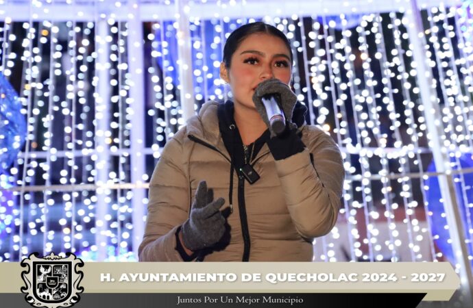 Realizan Encendido del Árbol navideño en Guadalupe Enríquez