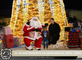 Realizan encendido del Árbol navideño en San José Tuzuapan
