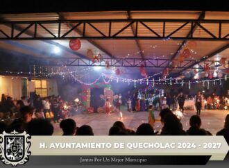 Llevan a cabo la tradicional posada del CAIC de Palmarito Tochapan.