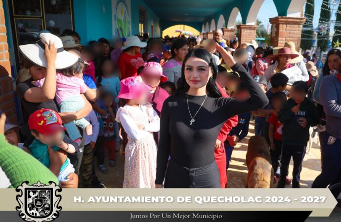 En Guadalupe Enríquez reciben Juguetes por día de Reyes