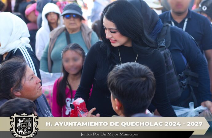 Manjarrez recibe a los Reyes Magos