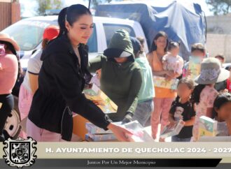 Entregan juguetes en San Cayetano
