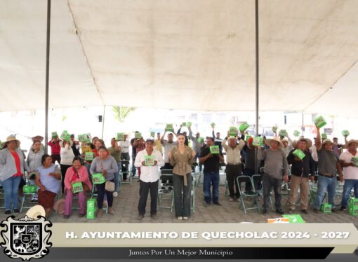 Entregan Kits de nutrición Foliar para Agricultores de Santa Catarina Villanueva.