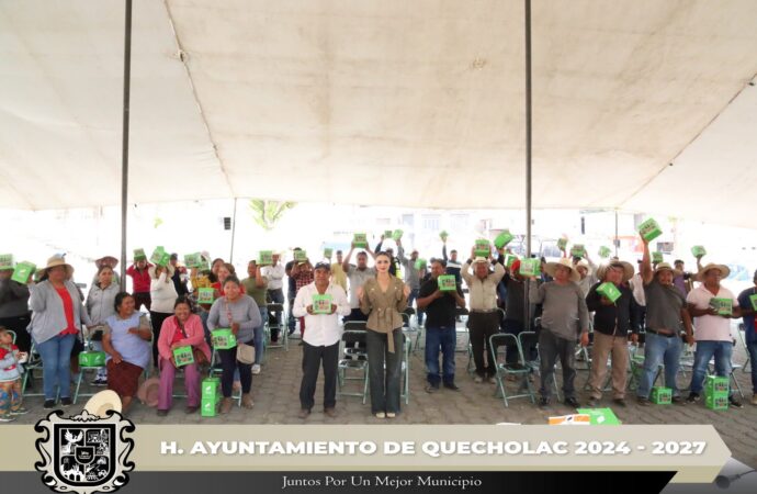 Entregan Kits de nutrición Foliar para Agricultores de Santa Catarina Villanueva.