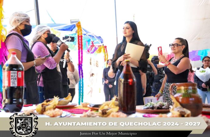 Realizan Primera Feria del Mole en San José Tuzuapan.
