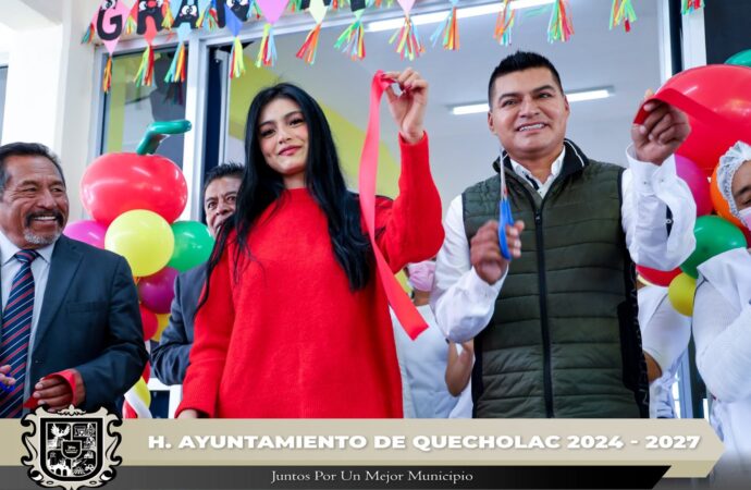 Inauguran el comedor de Desayunos Calientes en la Primaria Justo Sierra Méndez en Palmarito Tochapan.