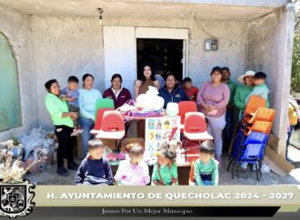 Realizan la entrega de mobiliario y equipo didáctico a CONAFE en Santa Catarina Villanueva.