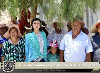 Alcaldesa de Quecholac se Reúne con vecinos de la cabecera municipal.