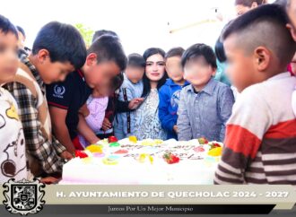 Entregan Pastel para el Jardín de niños del CAIC de Palmarito Tochapan