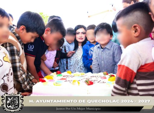 Entregan Pastel para el Jardín de niños del CAIC de Palmarito Tochapan