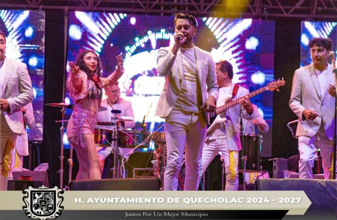 Organizan Baile de Feria en Froylan C Manjarrez