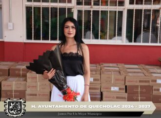 Realizan la entrega de Material en la escuela Primaria de San Simón de Bravo.
