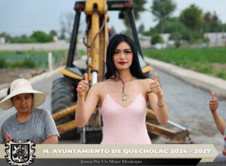 Dan banderazo de arranque de obra en la localidad de San Bartolomé Coscomaya.