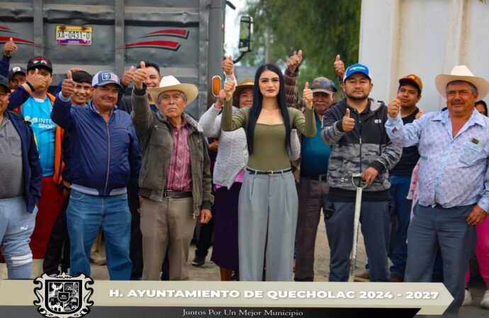 Realizan labores de limpieza y rehabilitación de caminos en la zona norte de la junta auxiliar de San José Tuzuapan.