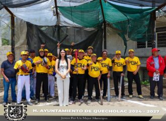 La Presidenta María Guadalupe Martínez Gerardo se reunió con deportistas de Guadalupe Enríquez.