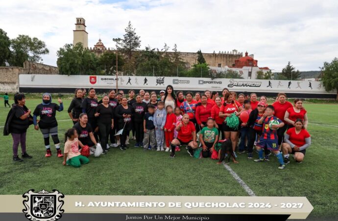 Se realizó encuentro de fútbol femenil en Quecholac.