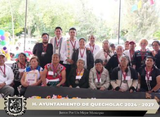 Participan en el Encuentro de Estancias de Día 2026, realizado en el municipio de Yehualtepec con motivo del Día del Abuelo.