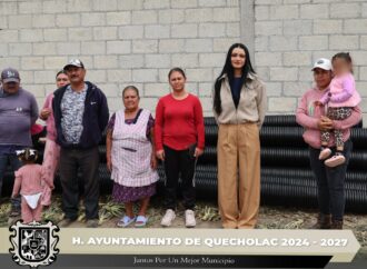 Realizaron la entrega de tubos para la obra de drenaje en San Juan, Palmarito Tochapan.
